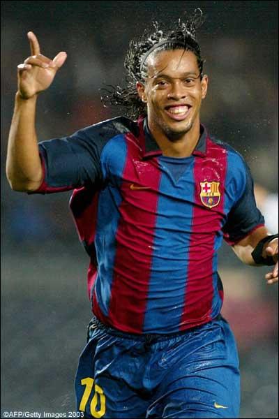 ronaldinho   dans f c barcelone